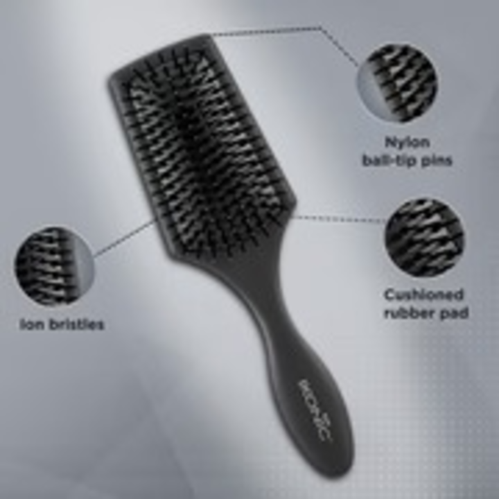 IKONIC SMALL PADDLE BRUSH